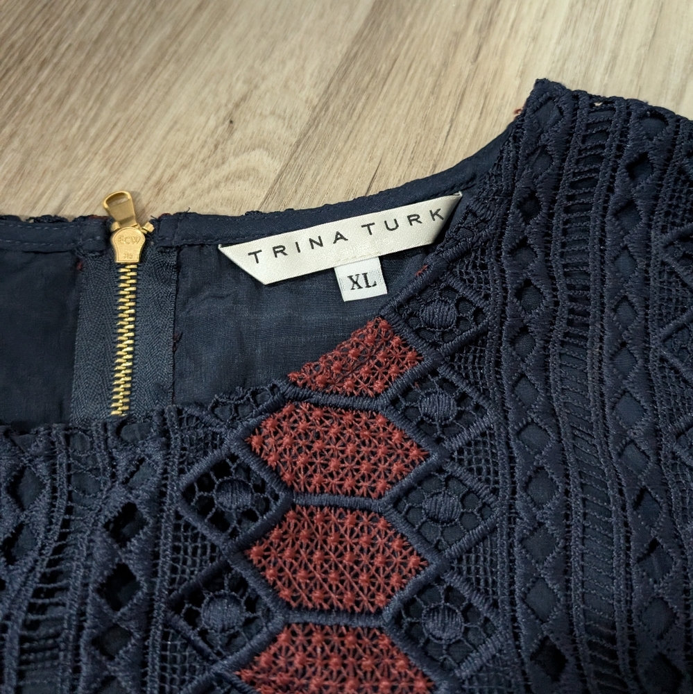 Trina Turk, XL, Debutante‎ Crochet Style Sleeveless Blouse, Navy/Maroon - Picture 2 of 8